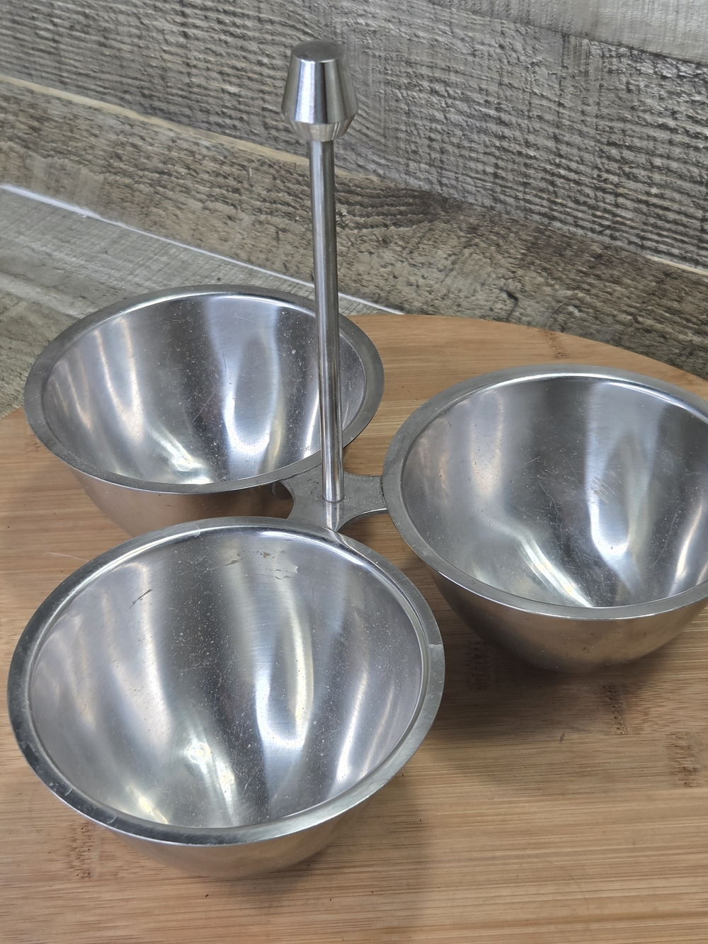Vintage ONIDA Stainless Steel 3-Bowl Serving Stand - Silver